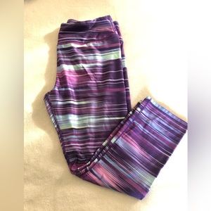 Kyodan Yoga Capri Pants/Leggings Size L. Purple/blue stripes.